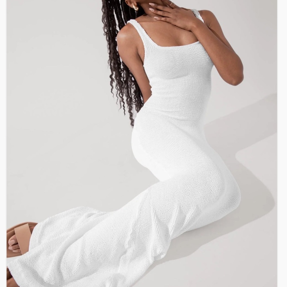 POPFLEX Hourglass Maxi Dress